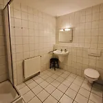 Darsser Weg 34 A * 징스트